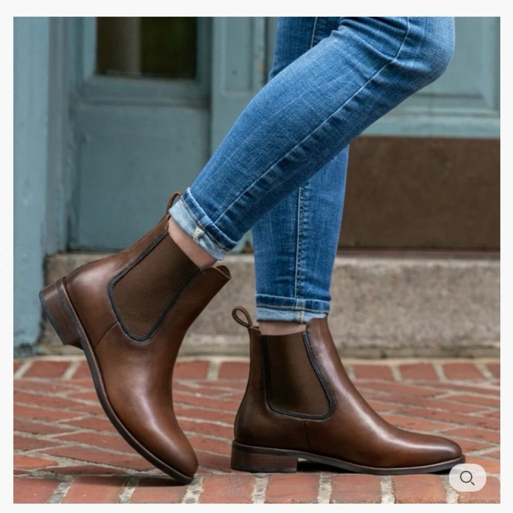 The Duchess - Brown Chelsea-like boot - Thursday Boot Company - Size 8